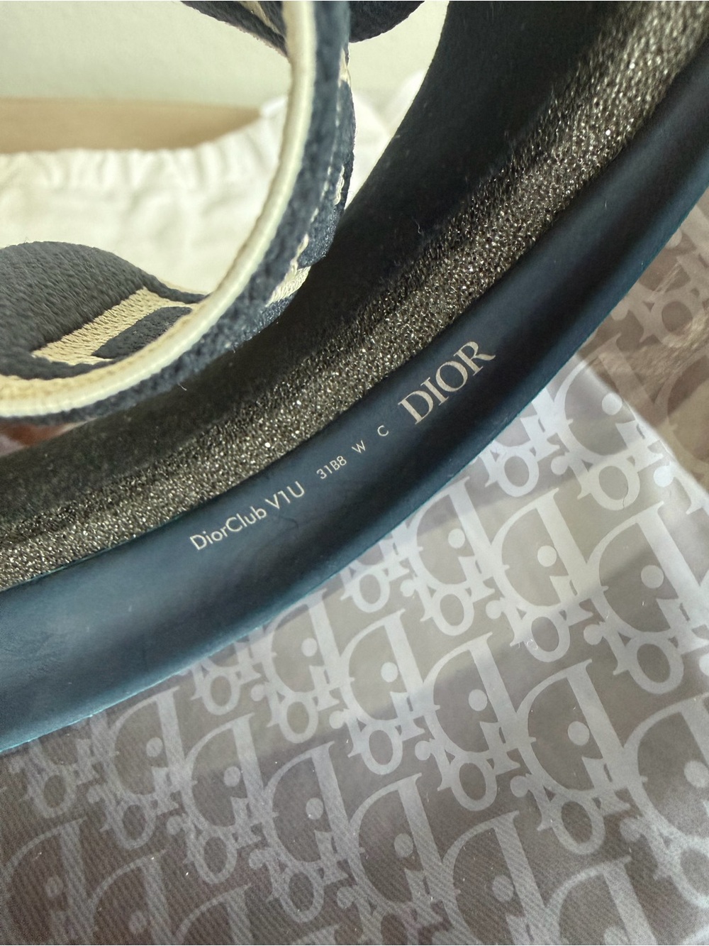 DiorClub V1U Logo Mirrored Visor - Picture 2 of 7